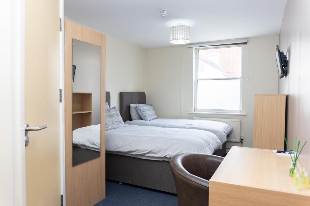 Spa Court Cheltenham Kültér fotó