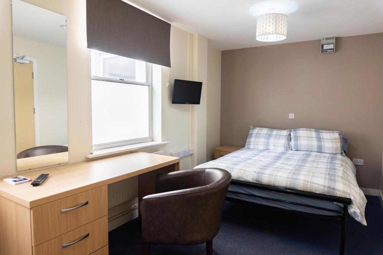 Spa Court Cheltenham Kültér fotó